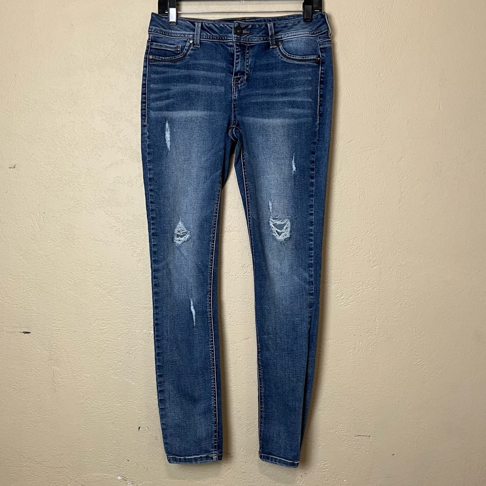 Maurices Womens Denim Jeans Skinny Mid Rise Distressed Stretch Size M‎ Rregular